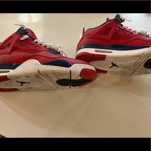 Air Jordan FIBA men’s 8.5 - Picture 4 of 6